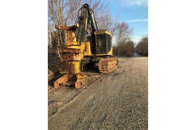 2005 Tigercat 822 Track Feller Buncher